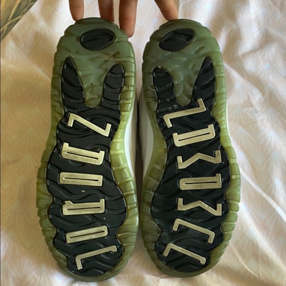 Legend blue 11s - Picture 3 of 4